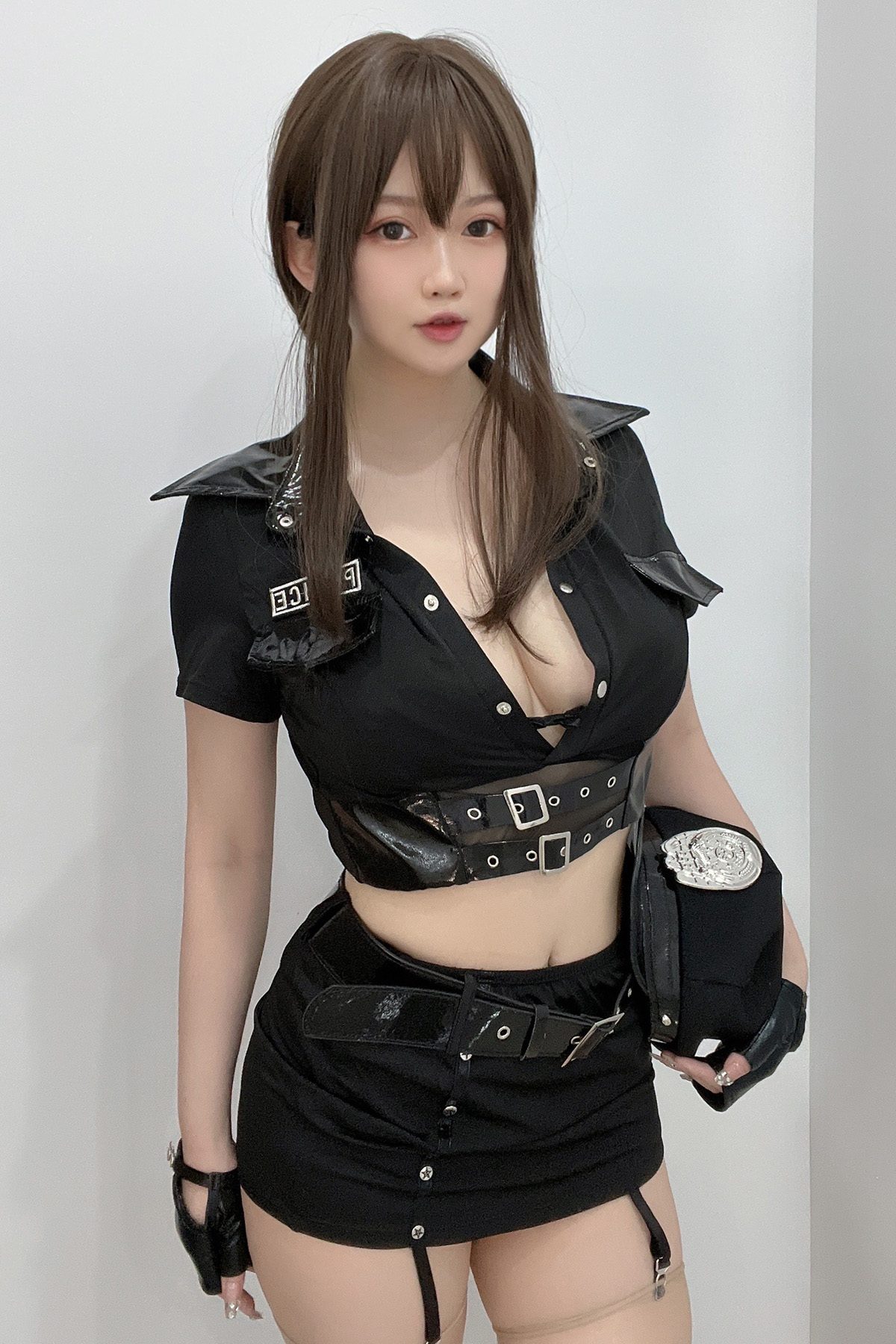 Coser@蜜桃少女是依酱呀 – 女警